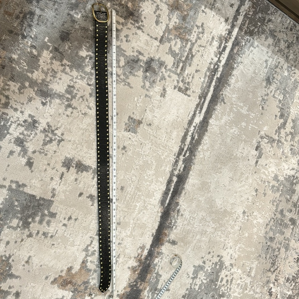 Black and gold studded coach belt - Picture 4 of 6